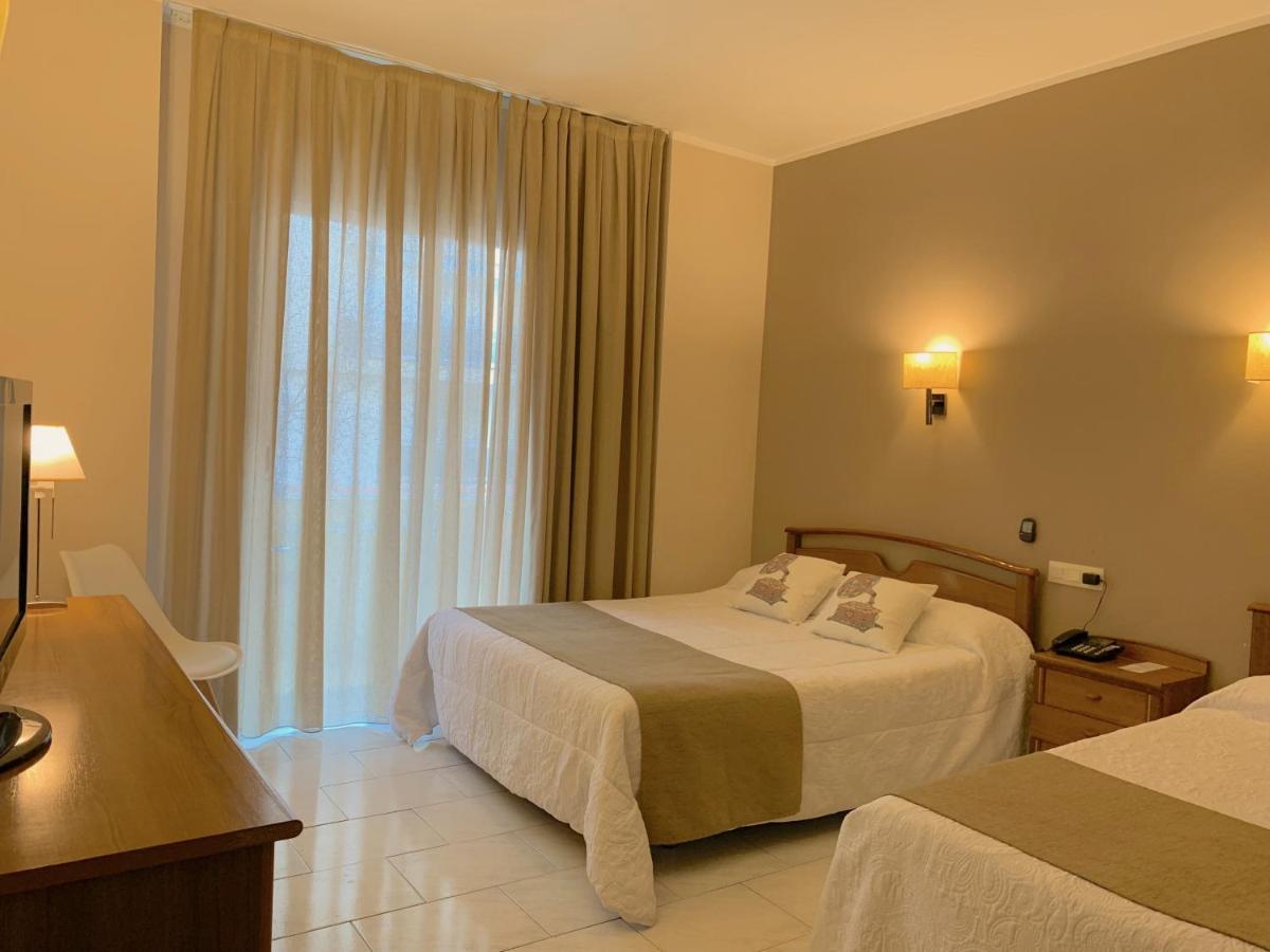 Sant Carlos de la Ràpita Hotel Restaurant Llansola מראה חיצוני תמונה