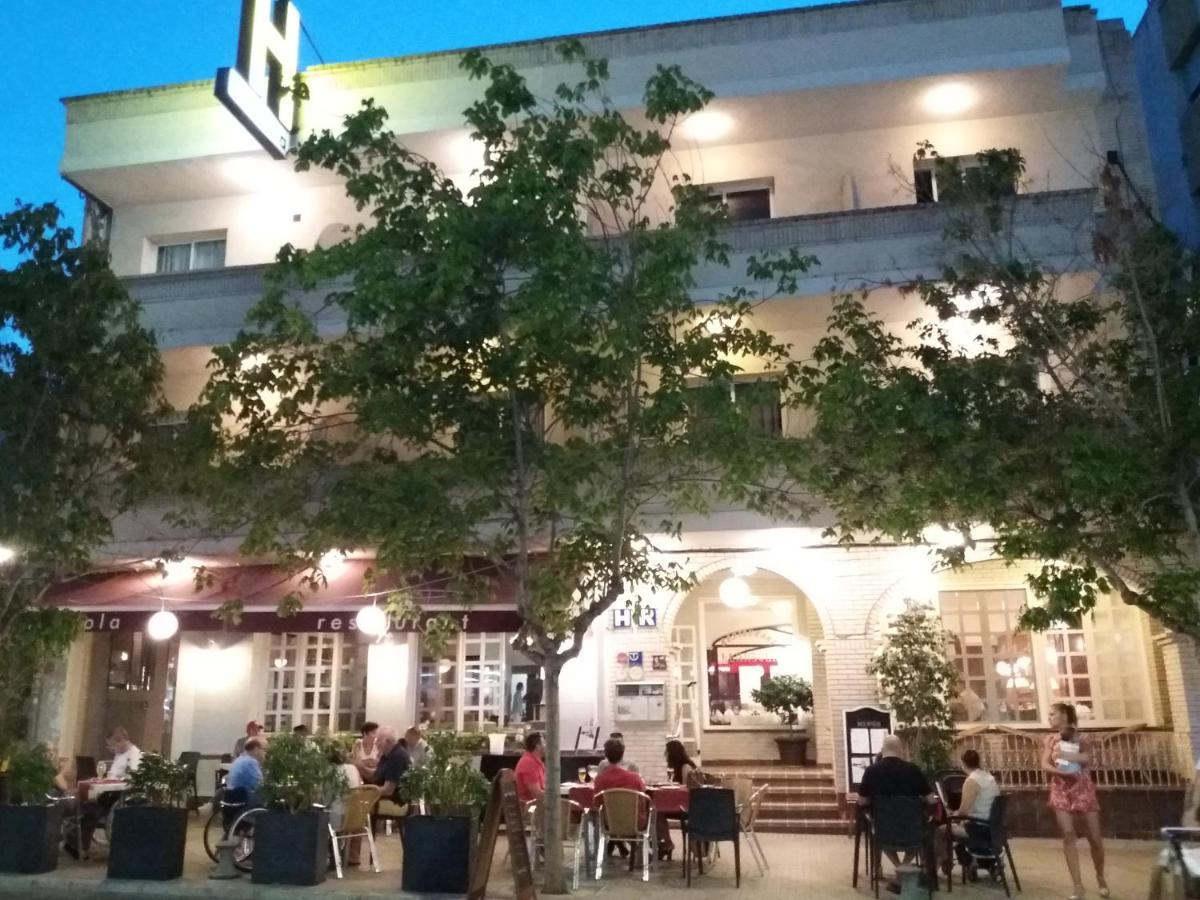 Sant Carlos de la Ràpita Hotel Restaurant Llansola מראה חיצוני תמונה
