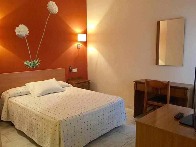 Sant Carlos de la Ràpita Hotel Restaurant Llansola מראה חיצוני תמונה