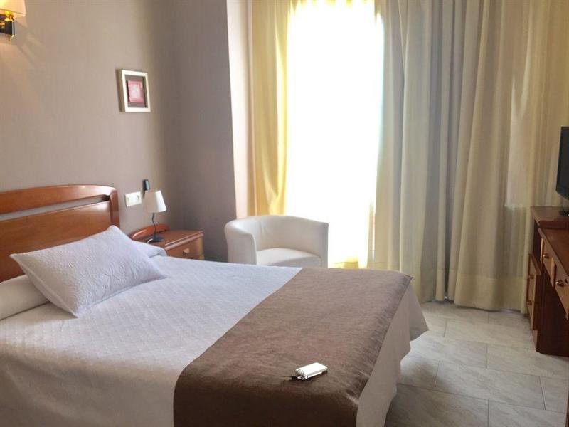 Sant Carlos de la Ràpita Hotel Restaurant Llansola מראה חיצוני תמונה