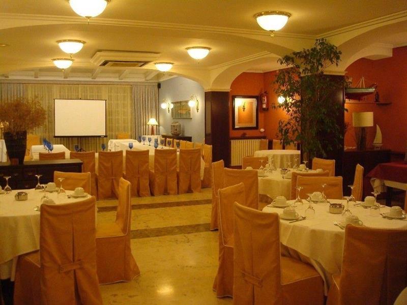 Sant Carlos de la Ràpita Hotel Restaurant Llansola מראה חיצוני תמונה